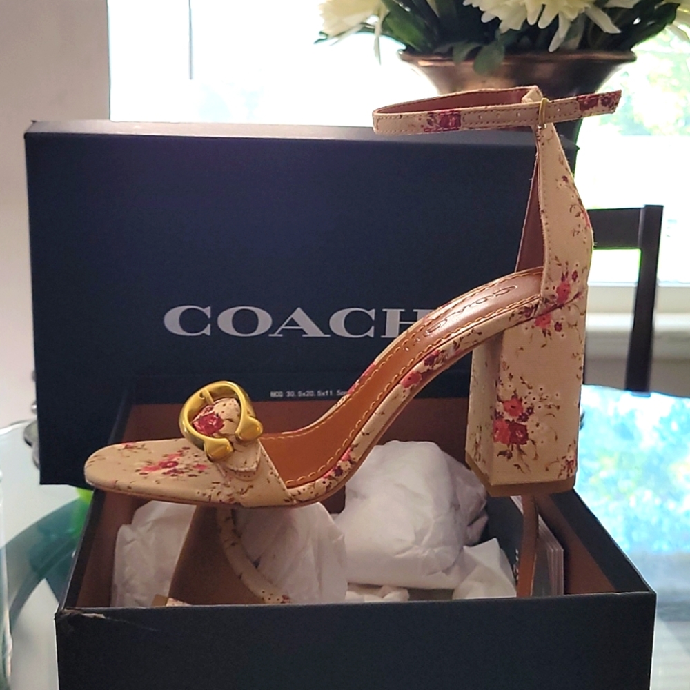 Coach heels, 7.5 B, color beechwood muti